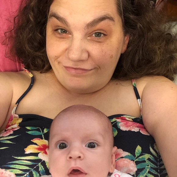 Meet your Posher, Sarah - Picture 2 of 3